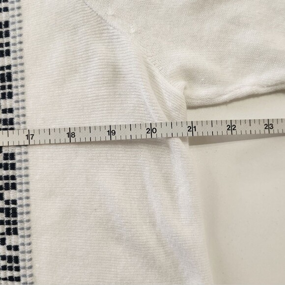 J. Jill Embroidered Knit Tunic Top White Blue Linen Blend short Sleeve Women's L - Picture 9 of 10